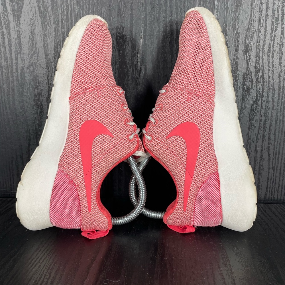 Nike ROSHE Women’s size 6 - Picture 9 of 12